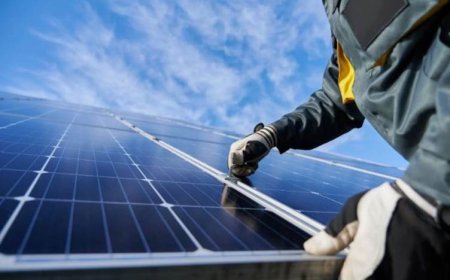 عێراق پانێڵى وزەی خۆر بە قەرز دەداتە هاووڵاتیان و هەشت کۆمپانیا بۆیان دادەنێن