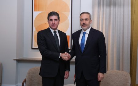 سەرۆک نێچیرڤان بارزانی لەگەڵ وەزیری دەرەوەی تورکیا کۆدەبێتەوە