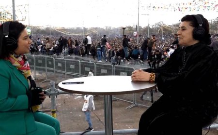 لەیلا زانا: هیوادارم سەرۆک بارزانی و نێچیرڤان بارزانی نەورۆزی داهاتوو لە ئامەد بن