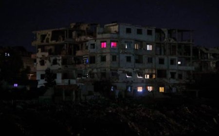 هاووڵاتییانی سووریا رۆژانە تەنیا دوو کاژێر کارەبایان هەیە