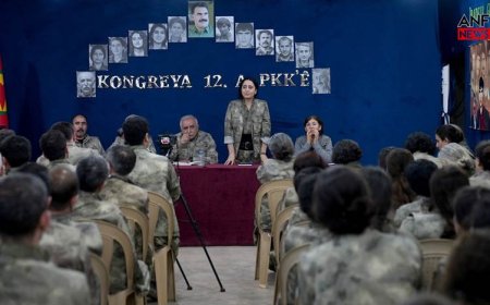 پەکەکە بڕیاری خۆهەڵوەشاندنەوەی دا: خەباتی چەکداری کۆتاییهات