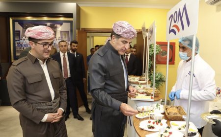 سه‌رۆك نێچيرڤان بارزانى كارگه‌ى شيره‌مه‌نيى زۆم به‌سه‌رده‌كاته‌وه‌..