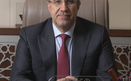 Helbesta Kurdistan ya Dr. Luay Al Khatteeb