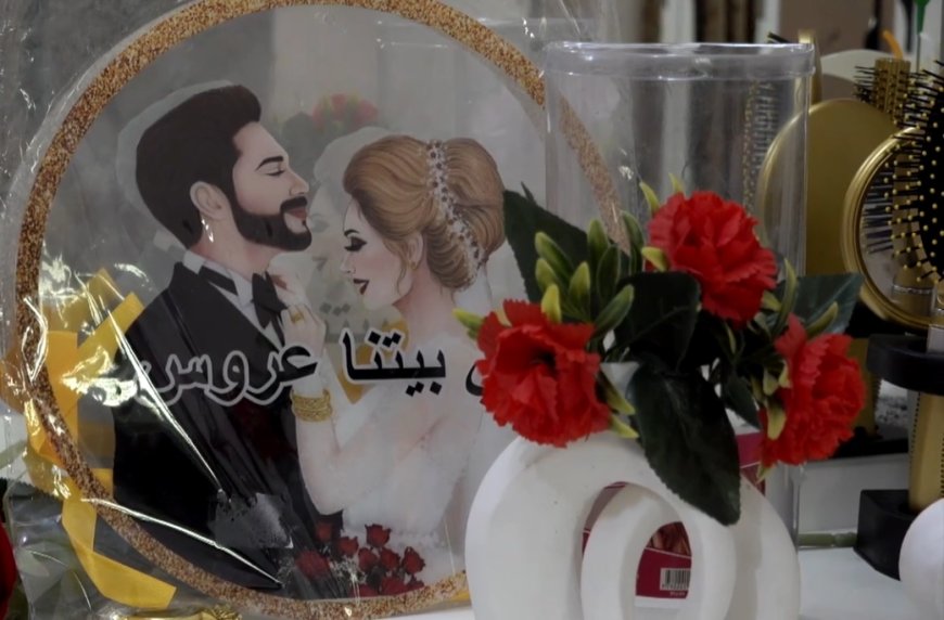 چیرۆکی ئەو کچە گەنجەی بە دوو هەزار دینار شووی بە کوڕێک کرد