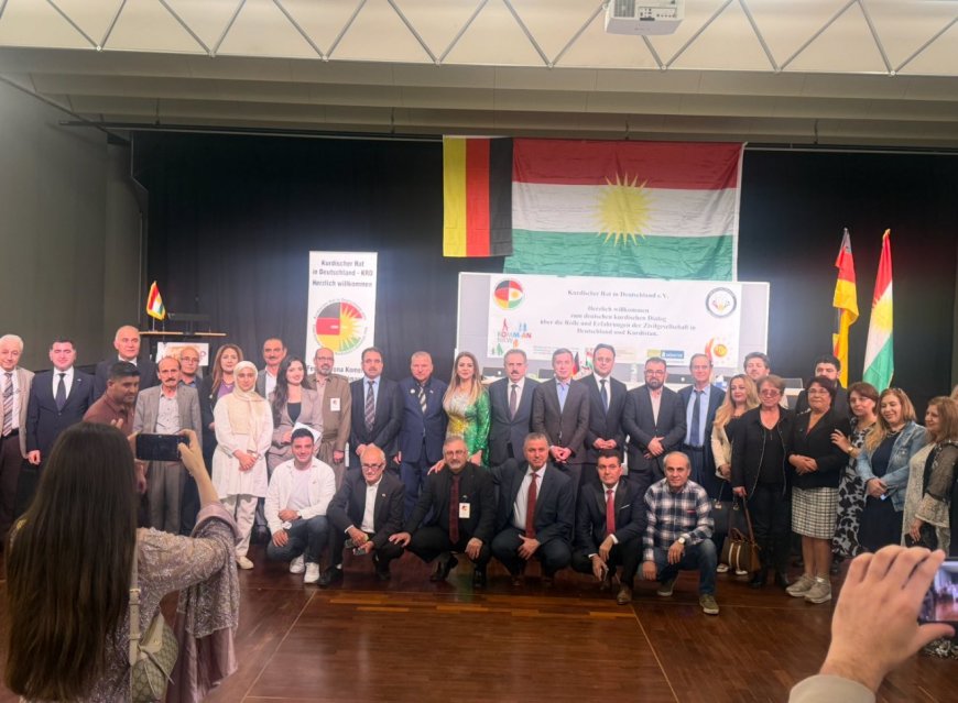 Federasyona Komeleyên Kurdistanî Li Almanya Panelek Diyalogê Li Münsterê Lidar Xist