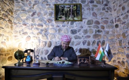 Serok Barzanî Serdana Qişleya kevn a Zaxoyê Kir