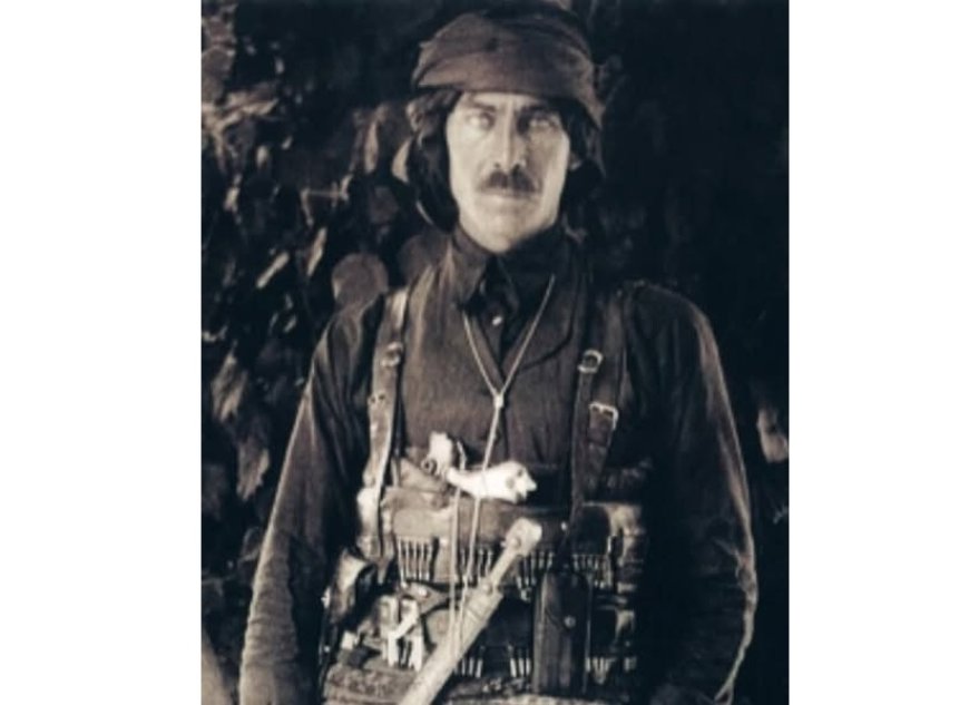 Ethemê Çerkez 1937 De Ji Kurdan Re Xweseriyê Xwestiye