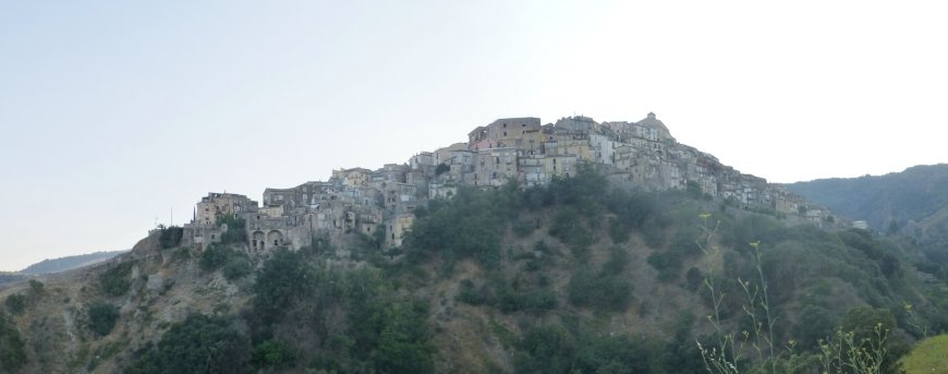 Kurdistaneke Biçûk Li Nav Îtalya