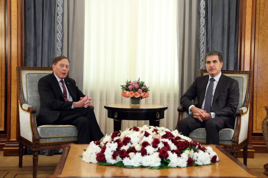 سەرۆك نێچيرڤان بارزانى پێشوازيى له دهيڤد پێتريۆس كرد