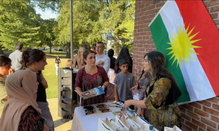 BCF li Kurdistana Biçûk a Amerîkayê zarokan xelat dike