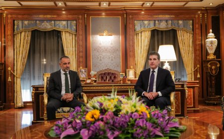 سه‌رۆك نێچيرڤان بارزانى و باڵيۆزى به‌ريتانيا دۆخى عێراق تاوتوێ ده‌كه‌ن