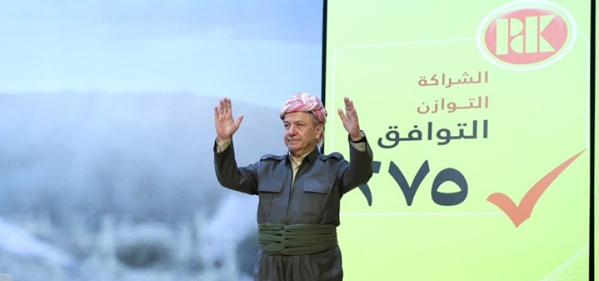 Serok Barzanî Bi Pêşmergeyên Dezgeha Îlon û Gulan û Zîndaniyên Siyasî yên Tixûbê Parêzgeha Dihokê re Civiya