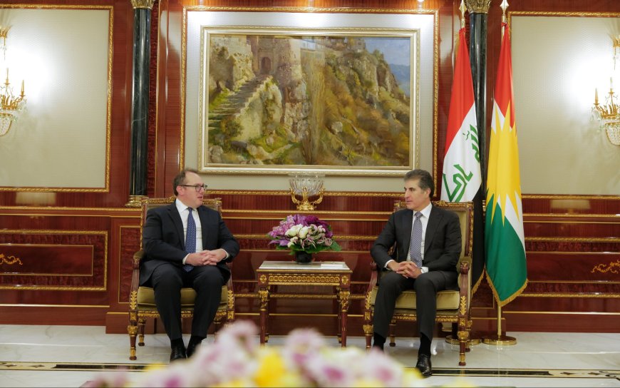 سه‌رۆك نێچيرڤان بارزانى و هه‌ڵسووڕێنه‌رى باڵيۆزخانه‌ى ئه‌مه‌ريكا كۆبوونه‌وه‌