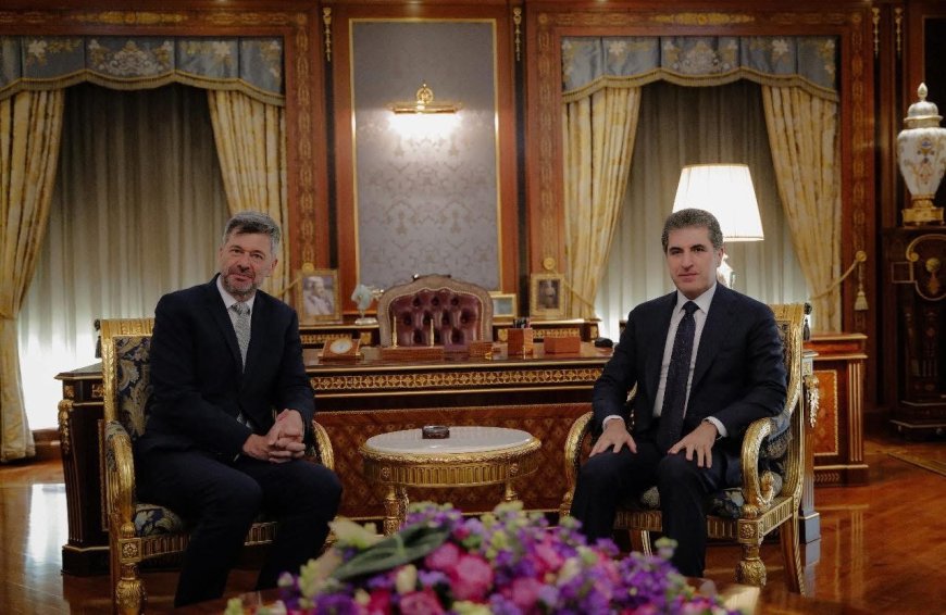 سه‌رۆك نێچيرڤان بارزانى پێشوازيى له‌ كونسوڵى گشتيى نوێى كۆمارى چيك كرد