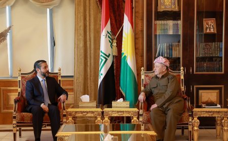 سەرۆک بارزانی پێشوازی لە شاندێکی حزبی (حرکة صادقون) دەکات