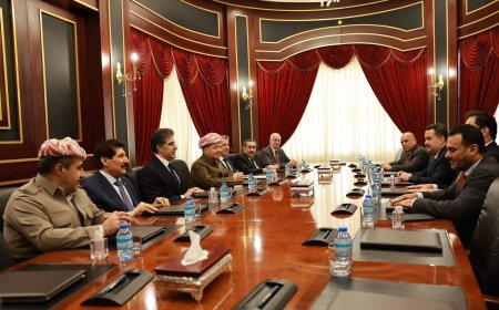 سەرۆك بارزانی لەگەڵ شاندێكی باڵای چوارچێوەی هەماهەنگی كۆبۆوە