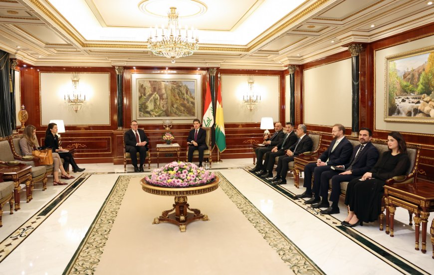 سەرۆک نێچیرڤان بارزانی و هەڵسووڕێنەری باڵیۆزخانەی ئه‌مه‌ریکا کۆبوونه‌وه‌