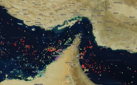 سێنتکۆم: لە 48 کاژێری یەکەمی گەمارۆکەدا 10 کەشتیمان ناچار بە گەڕانەوە بۆ بەندەرەکانی ئێران کردووە
