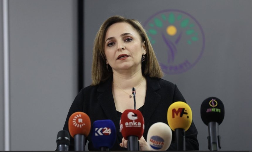 گوتەبێژی دەم پارتی: گۆڕینی ناوی پارتەکەمان لە رۆژەڤدا نییە