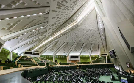 لیژنەی ئاسایشی پەرلەمانی ئێران: هیچ پابەندییەکمان لە بواری ئەتۆمدا بۆ ئەمریکییەکان دەرنەبڕيوە