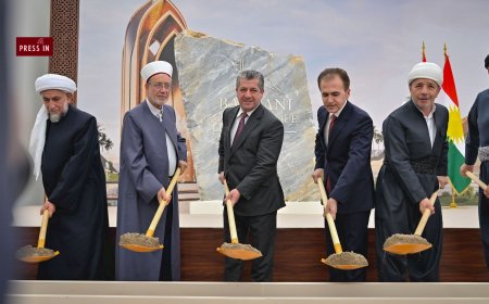 مەسرور بارزانی: مزگەوتی گەورەی بارزانی بە دەستی کاری خۆماڵی دروست دەکرێت