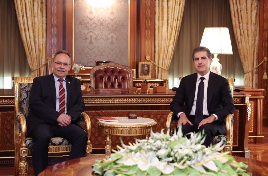 Serokê Herêma Kurdistanê rola Balyozê Swîsreyê bilind dinirxîne